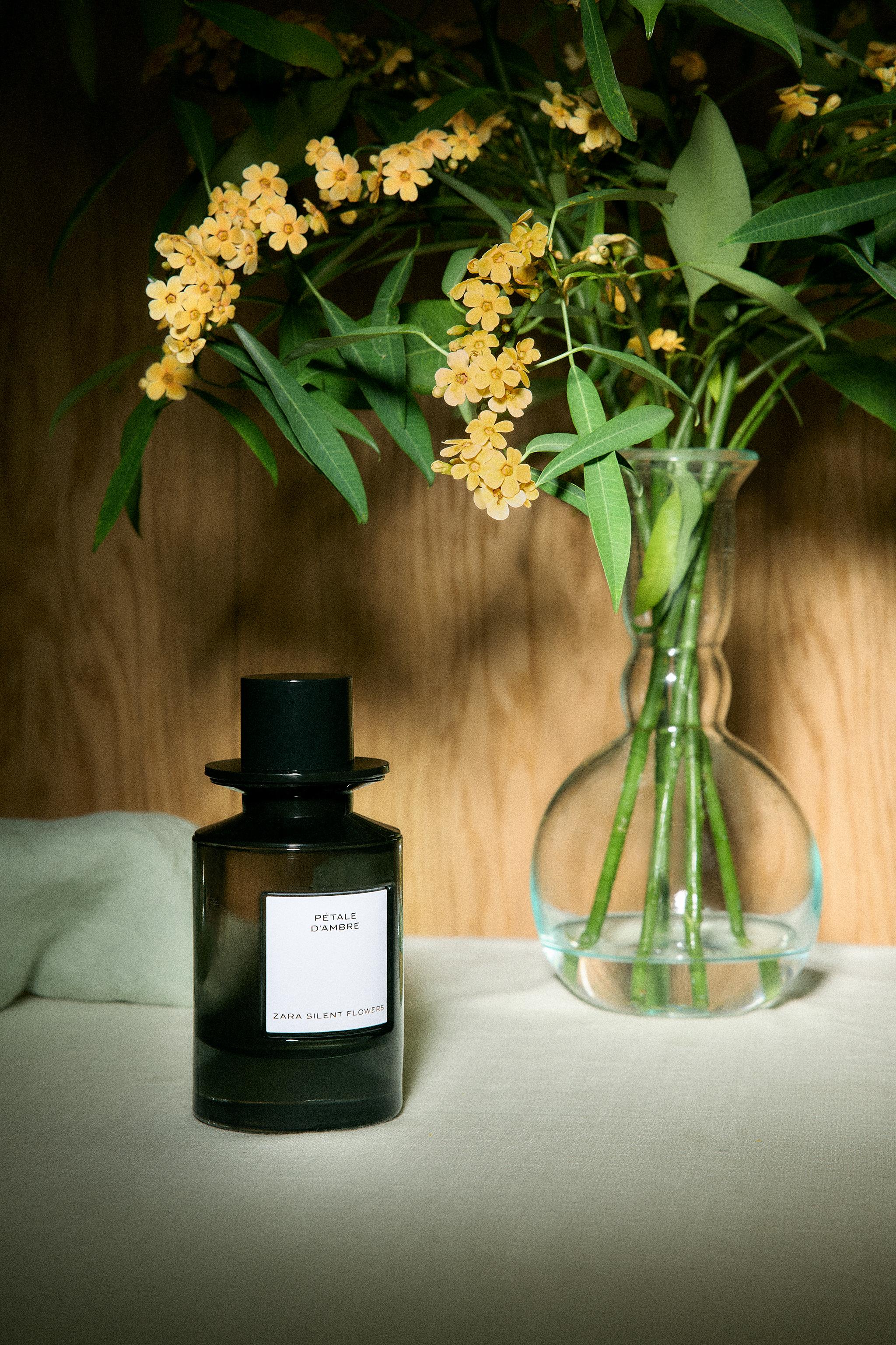 PETALE DAMBRE PARFUM 100ML (3.4 FL. OZ).